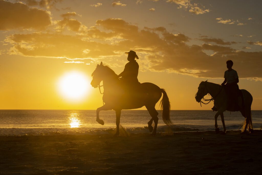 horseback riding in Nicaragua I rancho santana